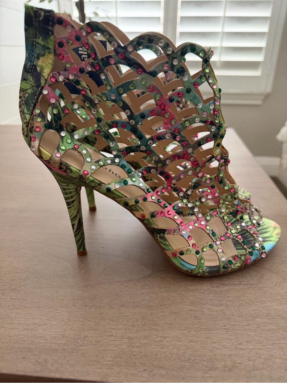 NWT Zigi Soho Duran Multi- Color Heels 10